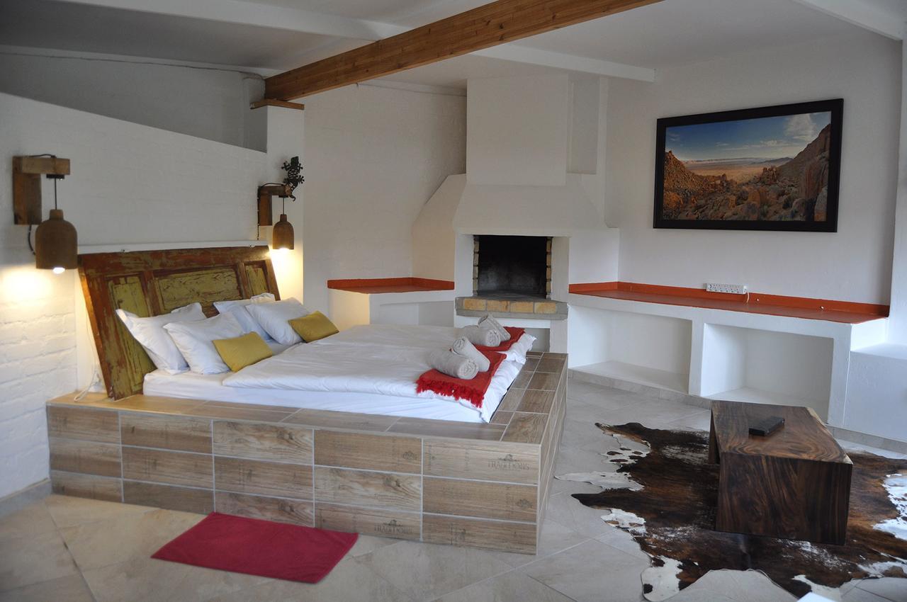 Alte Villa Boutique Hotel Lüderitz Buitenkant foto