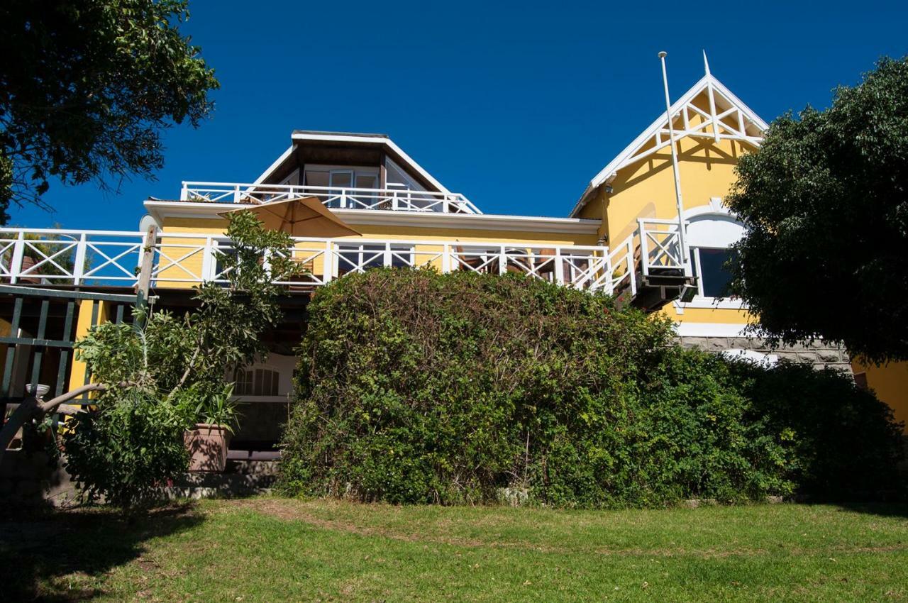 Alte Villa Boutique Hotel Lüderitz Buitenkant foto